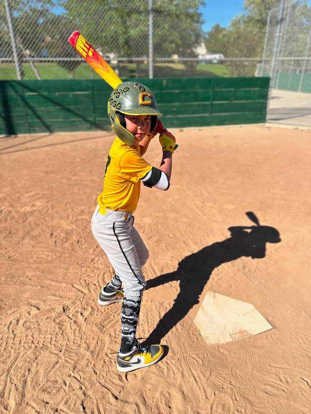 COOLOMG Baseball Elbow Guard - Protective Arm Gear with Adjustable Strap for Softball